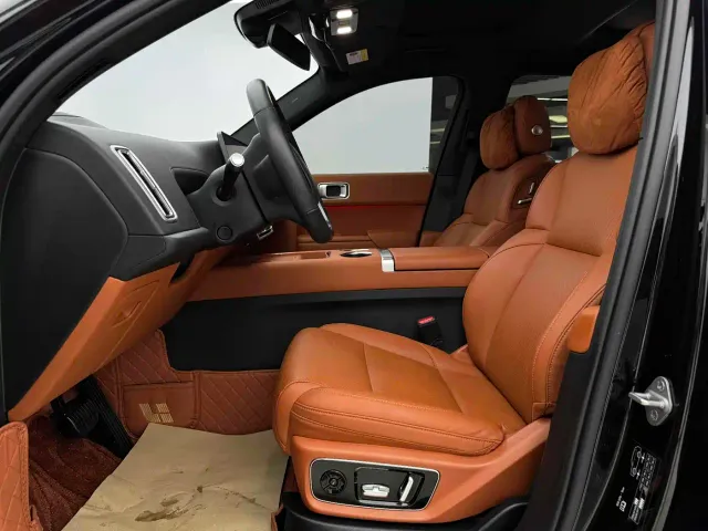 Li Auto L7 — Фото автомобиля 3