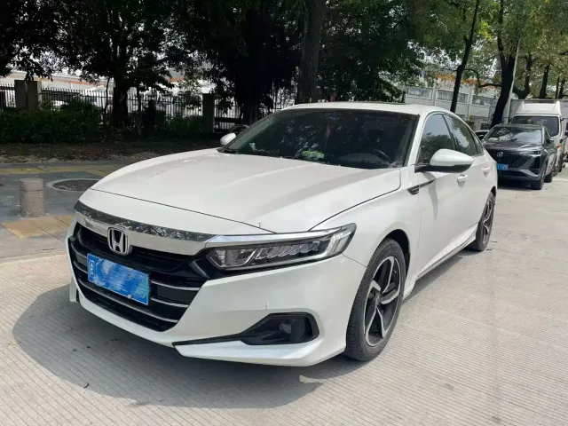 Фотография автомобиля — Honda Accord