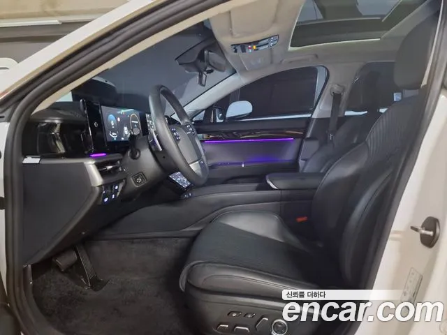 Hyundai Grandeur GN7 — Фото автомобиля 6
