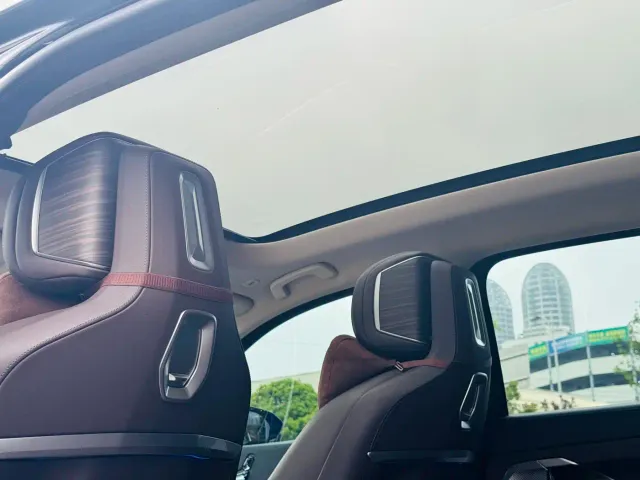 BMW 7 Series — Фото автомобиля 17