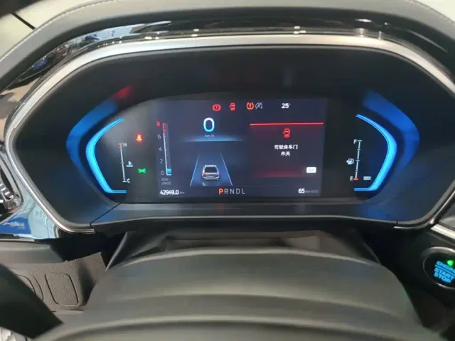 Ford Focus — Фото автомобиля 15
