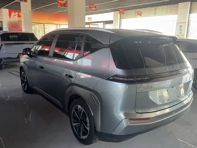 GAC Aion Y — Фото автомобиля 6