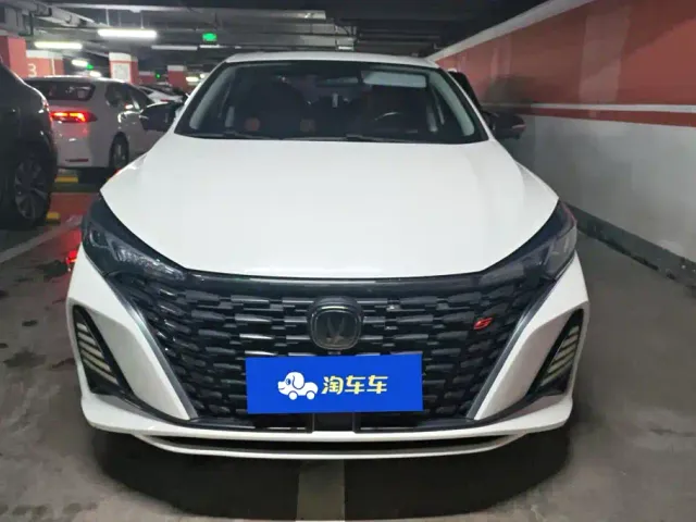 Changan Eado — Фото автомобиля 2