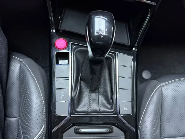 Volkswagen Passat — Фото автомобиля 8