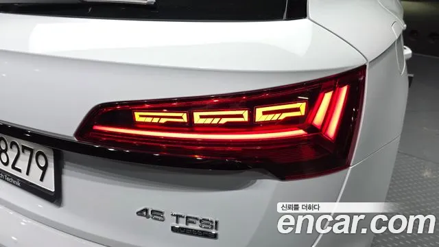 Audi Q5 45 TFSI quattro Premium — Фото автомобиля 21