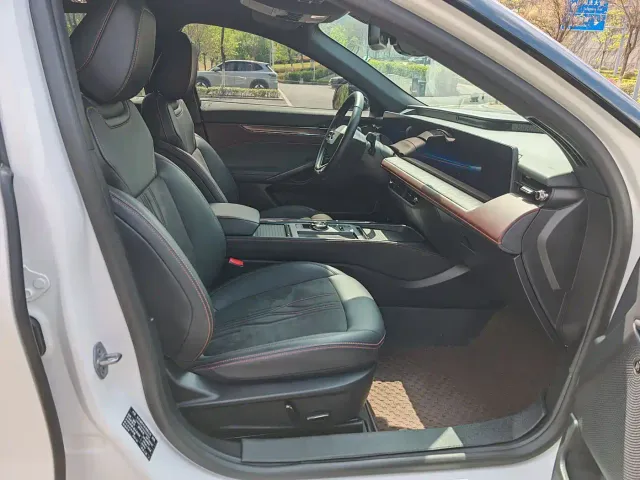 Ford Mondeo — Фото автомобиля 11