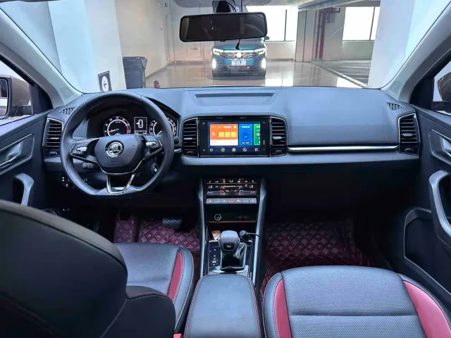Skoda Karoq — Фото автомобиля 16