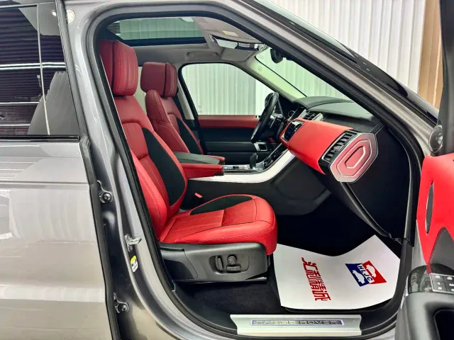 Land Rover Range Rover Sport — Фото автомобиля 18