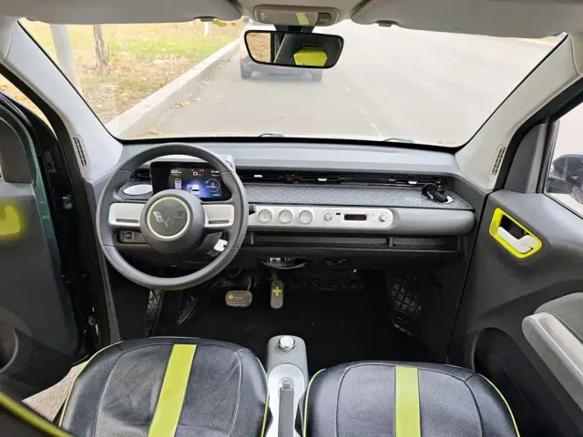 Wuling Hongguang Mini EV — Фото автомобиля 5