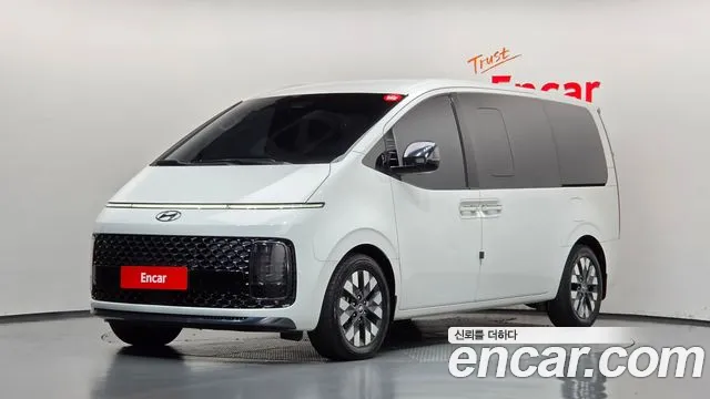 Фотография автомобиля — Hyundai Staria