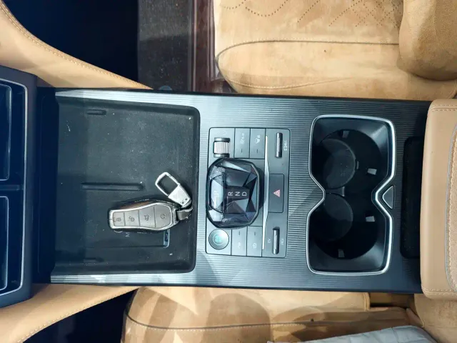 BYD Song L DM-i — Фото автомобиля 13