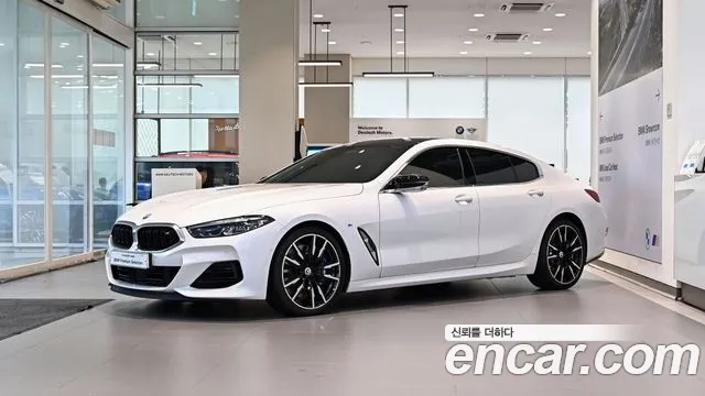 Фотография автомобиля — BMW 8 Series G15