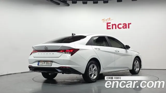 Hyundai AVANTE Avante (CN7) — Фото автомобиля 2