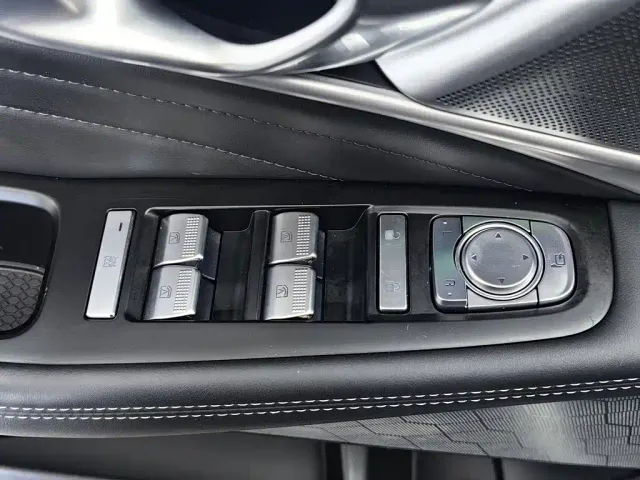 GAC Trumpchi GS8 — Фото автомобиля 9