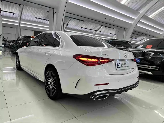 Mercedes-Benz C-Class — Фото автомобиля 4