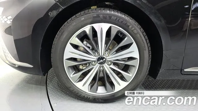 Kia K8 K8 Hybrid — Фото автомобиля 5