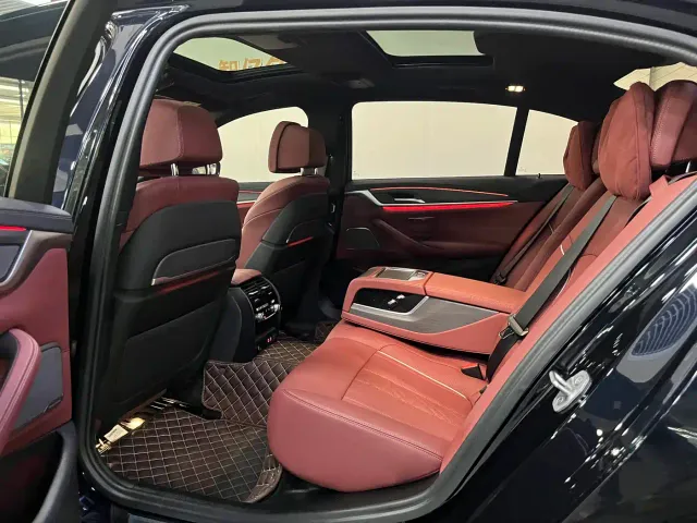 BMW 5 Series — Фото автомобиля 6