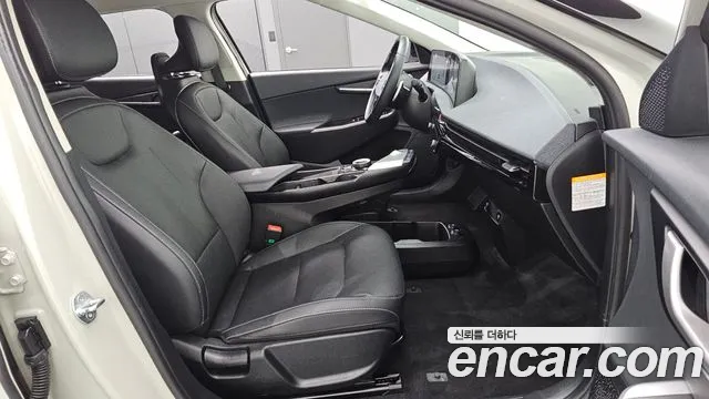Kia EV6 — Фото автомобиля 12
