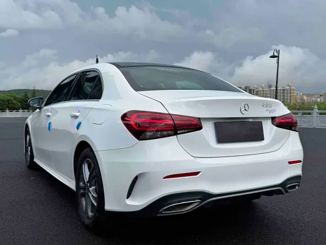 Mercedes-Benz A-Class — Фото автомобиля 4