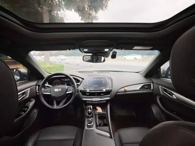 Cadillac CT5 — Фото автомобиля 11