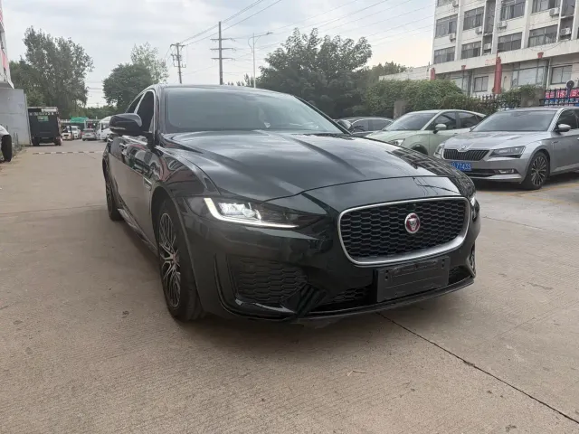 Jaguar XEL — Фото автомобиля 3