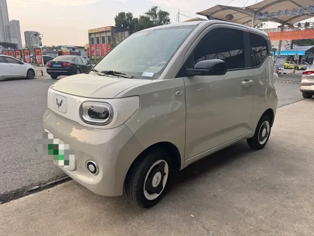 Фотография автомобиля — Wuling Hongguang Mini EV