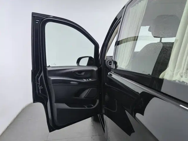 Mercedes-Benz Vito — Фото автомобиля 8