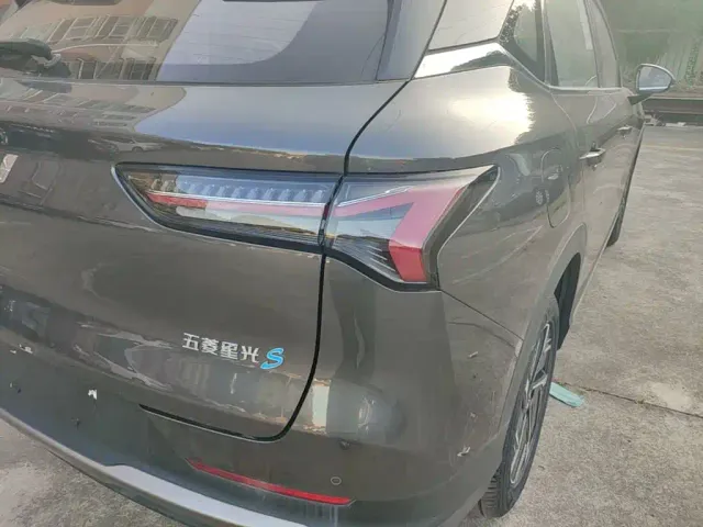 Wuling Starlight S — Фото автомобиля 7