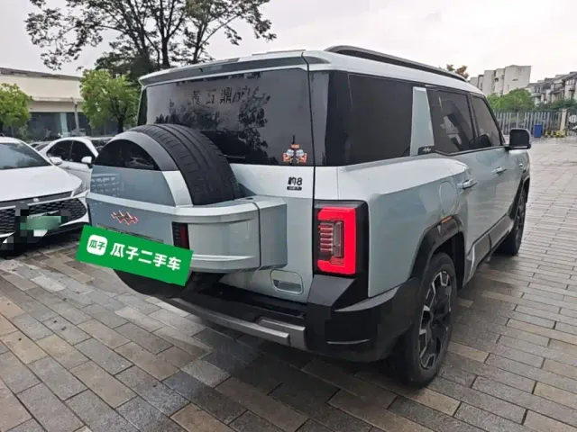 BYD FangChengBao Leopard 8 — Фото автомобиля 6