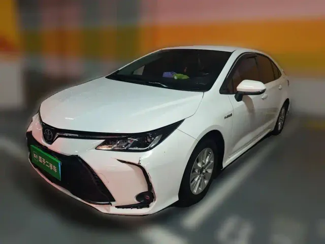 Фотография автомобиля — Toyota Corolla