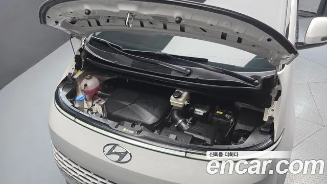 Hyundai Staria — Фото автомобиля 9
