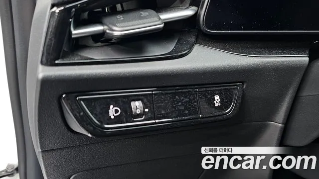 Kia Niro — Фото автомобиля 27