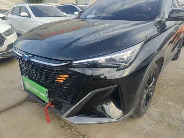 Changan X5 Plus — Фото автомобиля 23