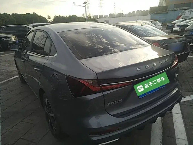 Roewe i5 — Фото автомобиля 4