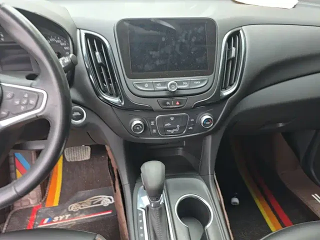 Chevrolet Equinox — Фото автомобиля 8