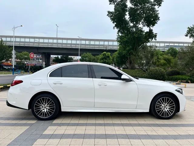 Mercedes-Benz C-Class — Фото автомобиля 15