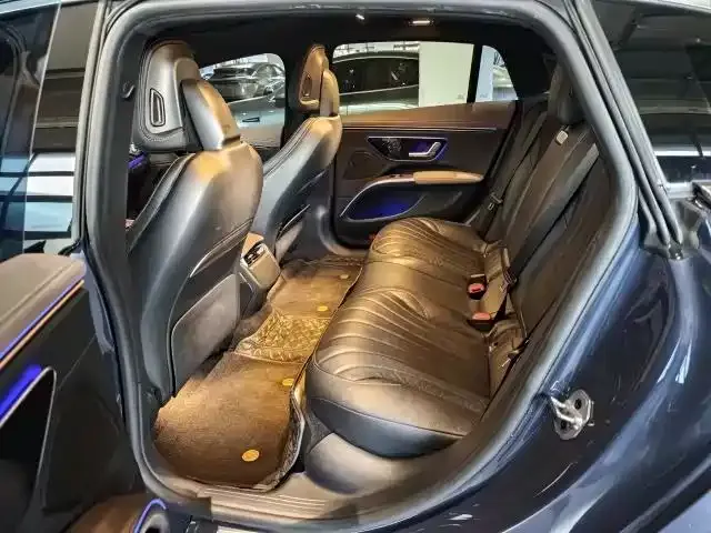 Mercedes-Benz EQS — Фото автомобиля 5