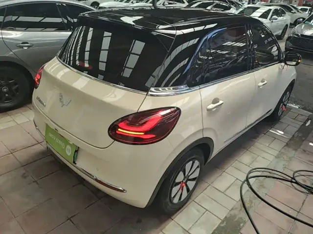 Wuling Bingo — Фото автомобиля 6