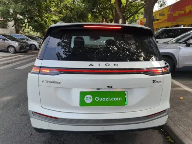 GAC Aion Y — Фото автомобиля 5