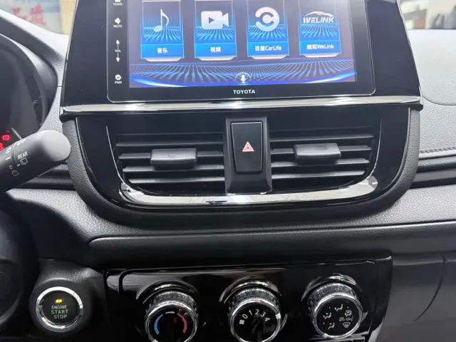 Toyota Vios FS — Фото автомобиля 15