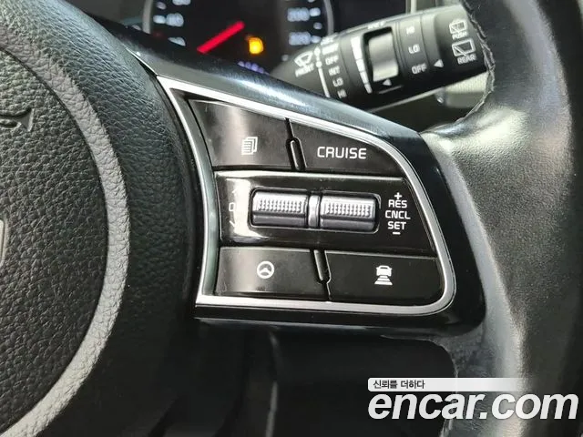Kia Seltos — Фото автомобиля 16