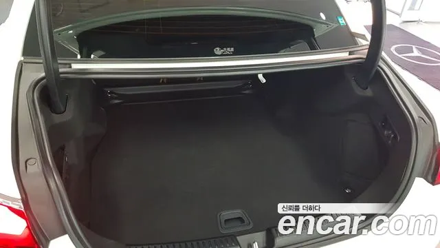 Mercedes-Benz E-Class W214 — Фото автомобиля 12
