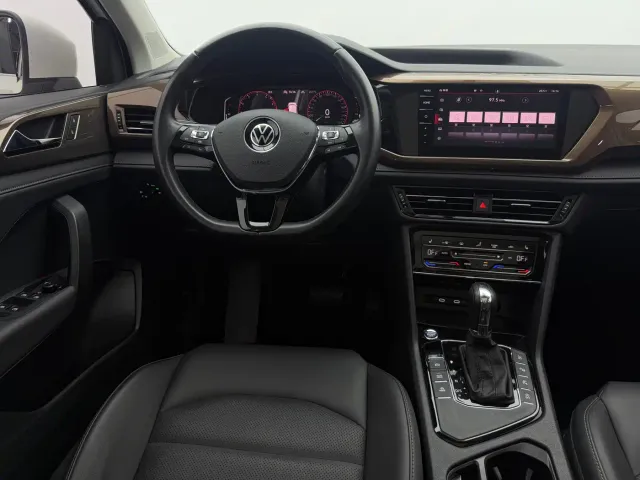 Volkswagen Tharu — Фото автомобиля 10