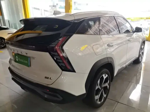 Geely Boyue L — Фото автомобиля 6
