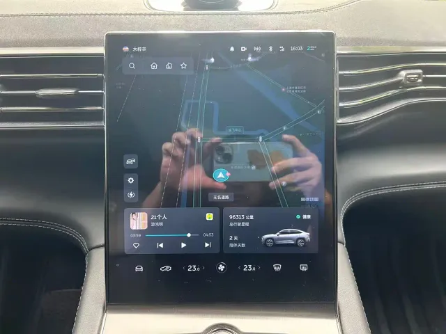 Nio EC6 — Фото автомобиля 7