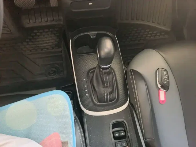 Roewe Clever — Фото автомобиля 13