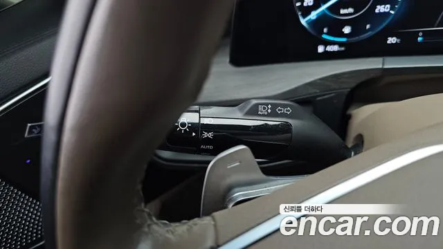 Kia K8 K8 Hybrid — Фото автомобиля 29