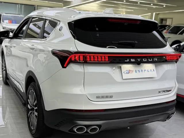 Jetour X70 Plus — Фото автомобиля 10