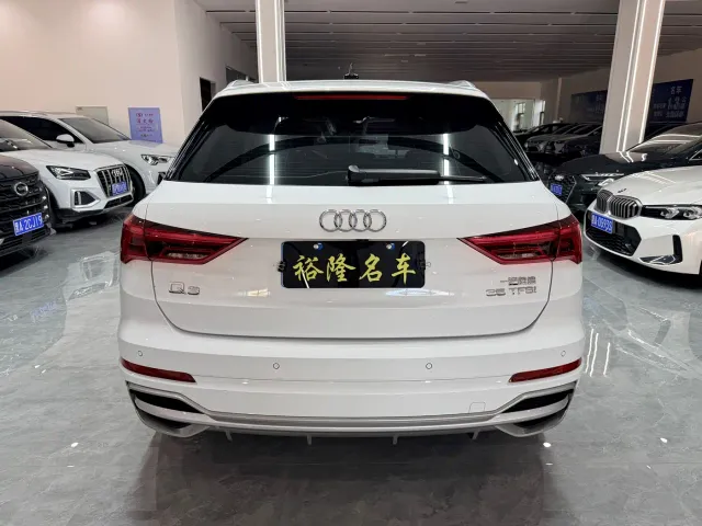 Audi Q3 — Фото автомобиля 5