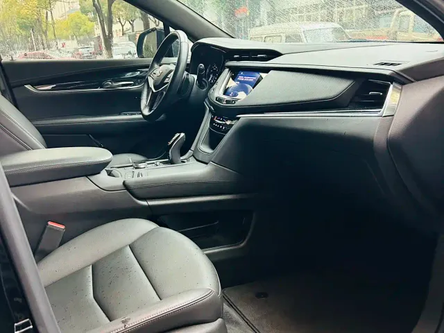 Cadillac XT5 — Фото автомобиля 14